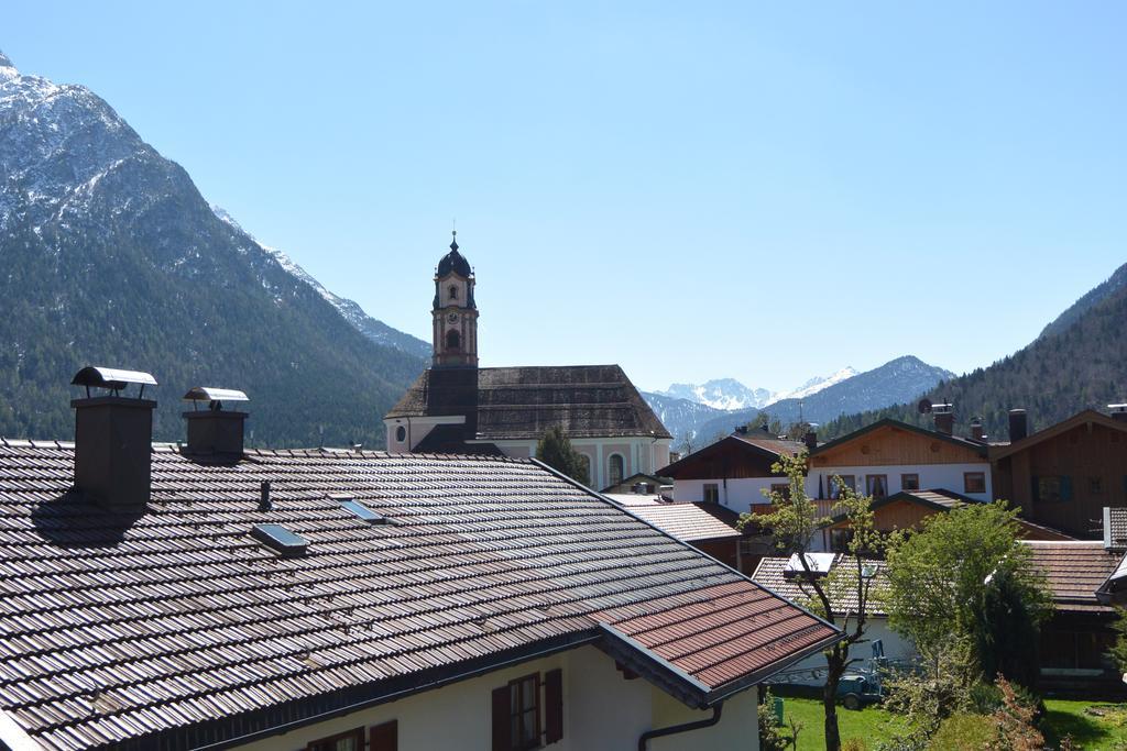 Ferienwohnung Pfennig Mittenwald Zimmer foto